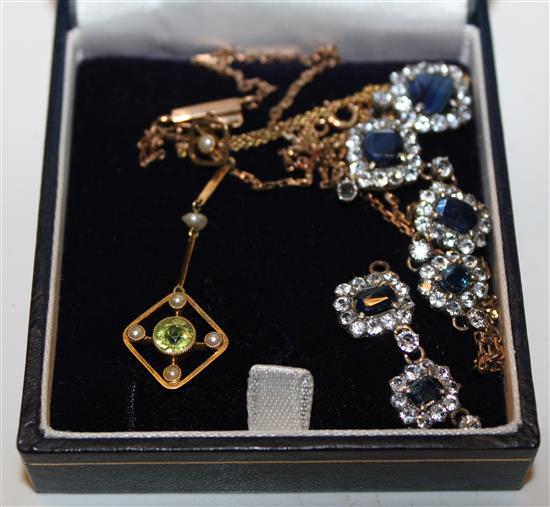 Paste necklace and gold and peridot pendant